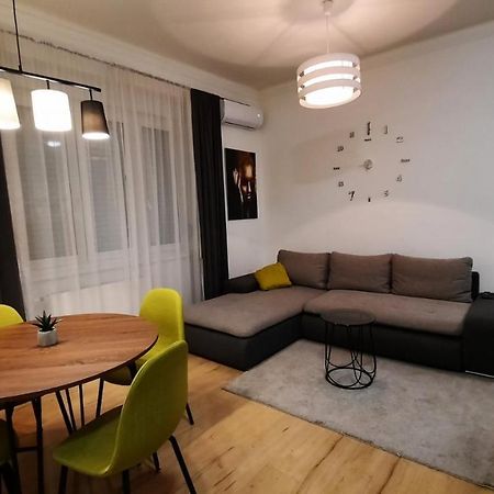 Ancora Apartment Lana โนวีซาด ภายนอก รูปภาพ